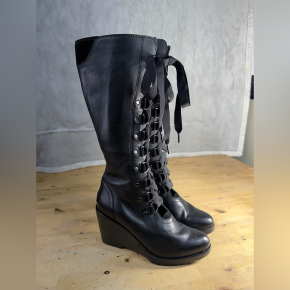 Sorel Black Wedge Lace-Up Boots - Picture 7 of 16
